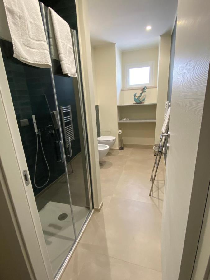 Levante Apartment And Room Bari Esterno foto